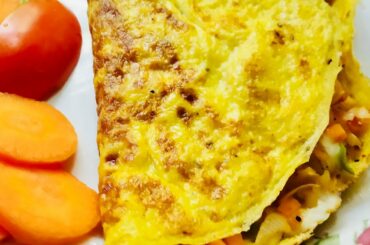 Vegatable Egg Omlette|| Vegetable and cheese Omelette recipe||Healthy breakfast||