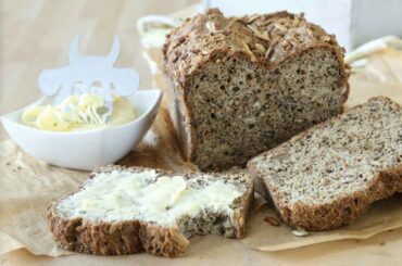 The Best Fluffy Keto Sunflower Bread