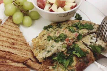 Delicious cheesy omelette with vegetables|healthy breakfast ideas|easy recipe♥️