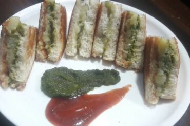 Quick breakfast recipe aloo toast/stuffed bread sandwich/aloo bread toast recipe/ਆਲੂ ਬਰੈਡ ਟੋਸਟ