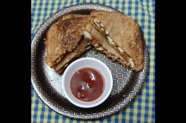 WHEAT BREAD SANDWICH|EGG FILLED SANDWICH|HEALTHY WHEAT SANDWICH|BOILED EGG|RENU'S TASTE TOUR