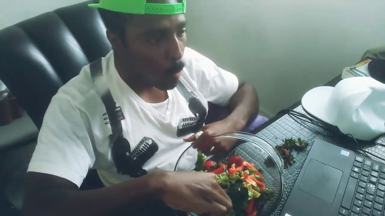 Man VS Salad Episode 17 PART 4 How to make a super delicious healthy salad Man VS Salad Episode 17 PART 4 How to make a super delicious healthy salad