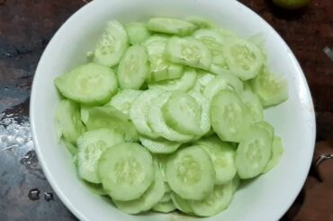 Healthy salad | Cucumbers the world's healthiest foods !