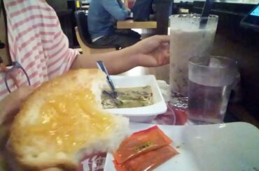 TEA TIME IN HONGKONG