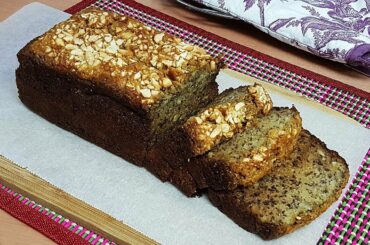 How to make Banana Bread | Banana Bread Recipe | Flo Chinyere