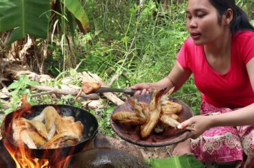 Cooking chicken wings for Lunch food ideas - Survival Skills Cooking and eating food # 77