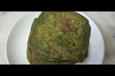 Paalak (spinach)ke parathe... layered paalak ke parathe/healthy and easy recipe