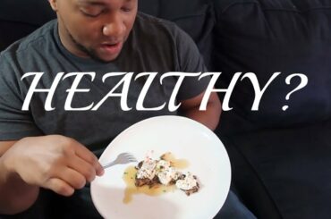 HEALTHY CHRISTMAS-THEMED PANCAKES! | VLOGMAS DAY 4 | OUR EVOLVING JOURNEY VLOGS!