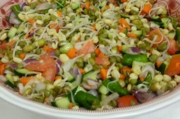 Green gram sprouts salad (മുളപ്പിച്ച ചെറുപയർ സാലഡ് ) healthy salad