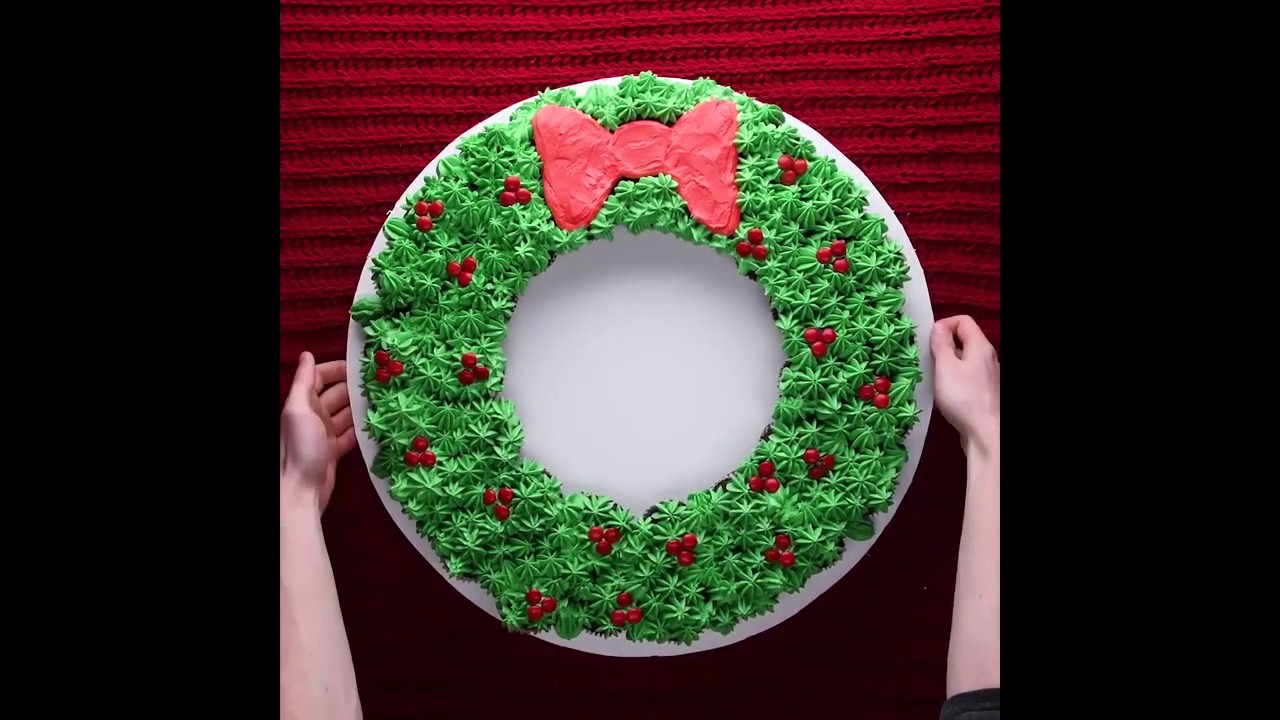 7 Winter Themed Cupcake Cakes for this Holiday Season Christmas Dessert Recipes 7 Winter Themed Cupcake Cakes for this Holiday Season Christmas Dessert Recipes