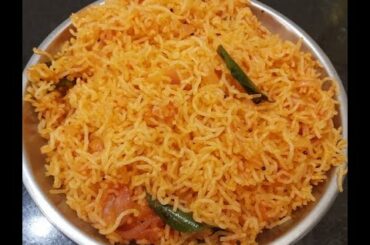 Tomato Sevai Recipe / Thakkali Sevai / Breakfast, Night Dinner Recipes in Tamil / Tiffin Items
