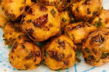 Ravai Pakoda Recipe/ Pakoda Recipe/Sooji Pakora/ Sooji Snack Recipes/ Ravai Snack Recipes