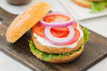 Greek Inspired Veggie Burger Recipe | Healthy Meal Plans