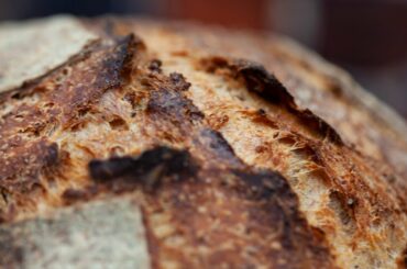 The world's EASIEST SOURDOUGH BREAD - ARTISAN No knead sourdough bread
