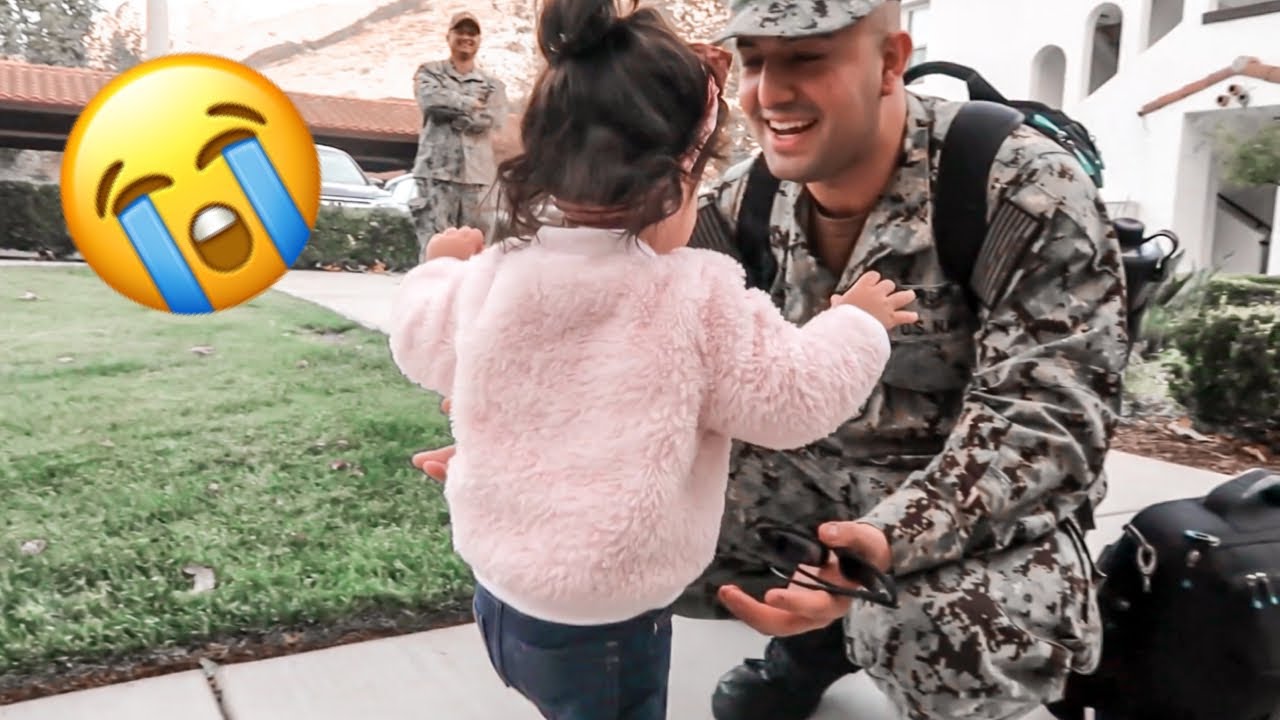 Stella's DaDa's Back Home!! | My Quick & Healthy 5 Minute Lunch Idea + Trader Joes Haul!! Stella's DaDa's Back Home!! | My Quick & Healthy 5 Minute Lunch Idea + Trader Joes Haul!!