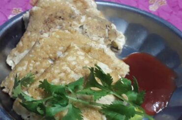 Quick and easy snacks bread in omelet