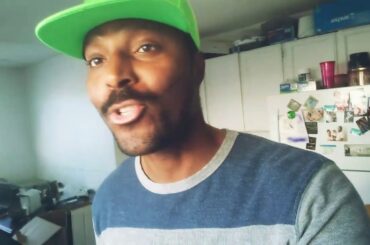 Man VS Salad  Episode 20 PART 1 How to make a super delicious healthy salad