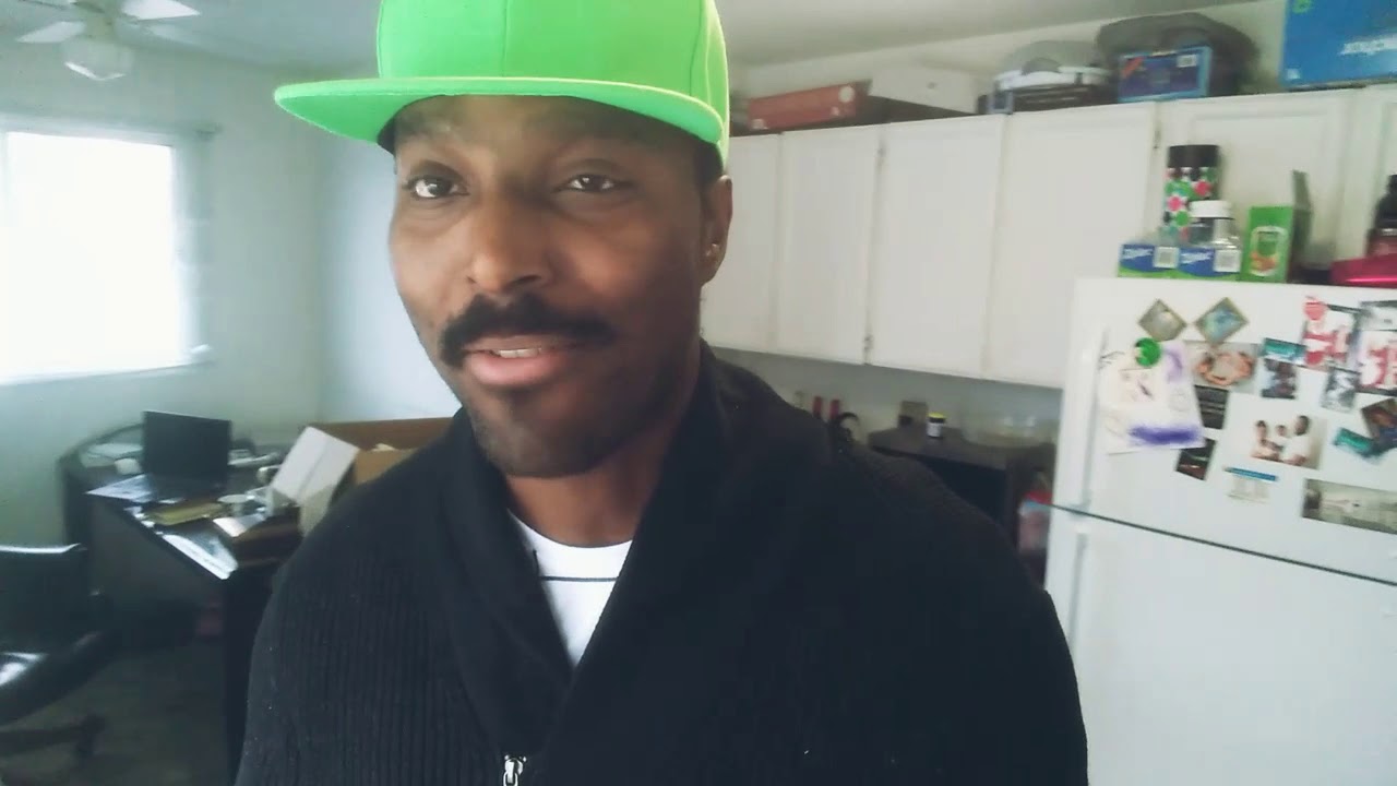 Man VS Salad Episode 19 PART 2 How to make a super delicious healthy salad Man VS Salad Episode 19 PART 2 How to make a super delicious healthy salad