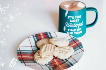 Vegan Whipped Shortbread Cookies Recipe (5 ingredients)