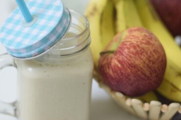 Apple Banana Smoothie | Healthy drink recipe