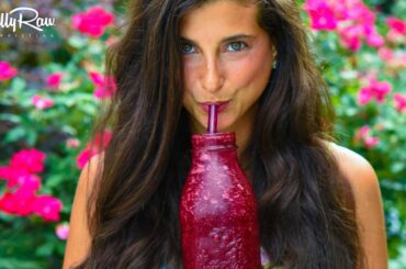 Easy Smoothie for Beauty, Energy, & Weight Loss!