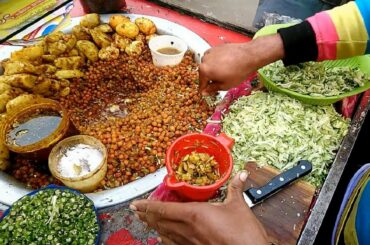 CHOLE VUNA RECIPE: Young Brother Selling Healthy Street Food Chole+Egg Vuna @ Tk 25 ! BD Street Food