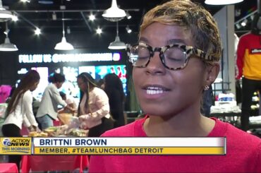 Group hands out lunches to homeless in Detroit