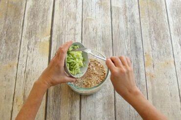 Healthy Breakfast Ideas | Zucchini Banana Bread Overnight Oats | FluidStance x Basking in Goodness