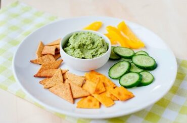 Edamame Hummus | Easy & Healthy Snack Idea