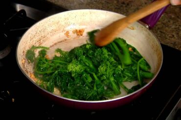 Sauteed Baby Broccoli Recipe : Healthy Sandwiches & Easy Sides