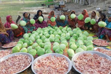 Cabbage & Chicken Lotpoti Mixed Mashed Cooking By Women/ Tasty & Healthy Village Style Cabbage Curry