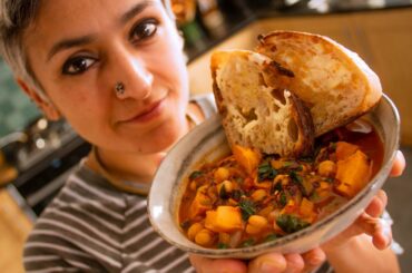 Butternut chickpea and spinach soup | Healthy food | Vegetarian & vegan recipes | Food with Chetna