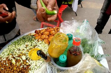 Old Man Hard Working in Winter Selling Healthy Food Chole Vuna/Chole Masala @ TK 20 Tasty Food Love