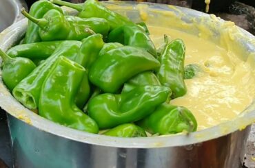 #StreetFood2: Making India's Best Food For Evening Snacks |Onion mirapakay Bajji Most Famous Street