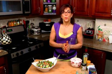 How to Make Greek Chickpea Salad : Healthy Sandwiches & Easy Sides