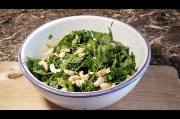 Golden & Creamy Cashew dressing (on a spinach & kale salad)