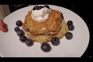 How to make low calorie flourless pancakes