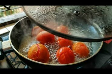 Homemade Tomato Soup / Healthy Recipe | Khananaama by Sandhya Jaiswal