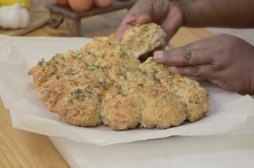 Cooking from the heart: Pull apart bread