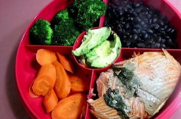 WHAT I ATE FOR DINNER//HEALTHY RECIPE IDEA// HOW TO COOK BLACK BEANS AND SALMON