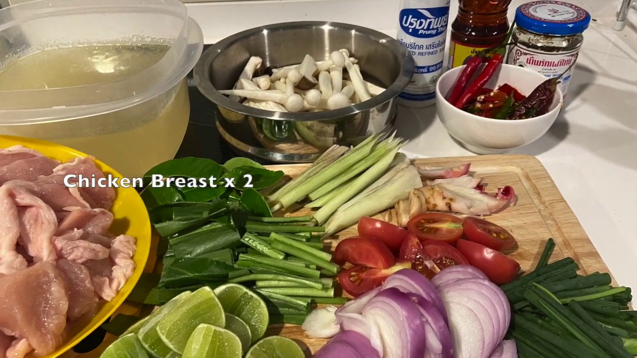 Easy Healthy Cooking: Thai Tom Yum Chicken – 266 Cal per bowl Easy Healthy Cooking: Thai Tom Yum Chicken - 266 Cal per bowl