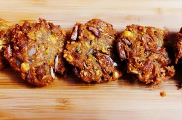 Vaazhai poo vadai recipe in Tamil || Easy simple and healthy snacks || Moms corner