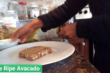 Simple, and healthy Avacado Sandwich recipe for breakfast/brunch.