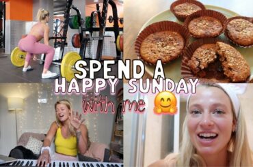 SINGING, SKINCARE ROUTINE, WORKING OUT & BAKING HEALTHY BANANA MUFFINS!