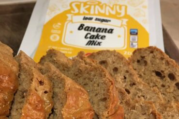 LOW CALORIE BANANA LOAF || THE SKINNY FOOD CO ad