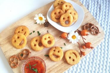 Suji Smileys | Semolina Smileys | Easy Kids Snacks