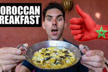 Eating Breakfast In Marrakesh, Morocco 4K | Moroccan Tea and Khlea (khlii) In Jemaa el-Fnaa