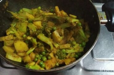 Delicious broccoli curry / healthy food/ by lips kitchen