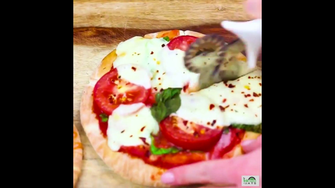 Margherita Pita Bread Pizza Recipe Margherita Pita Bread Pizza Recipe