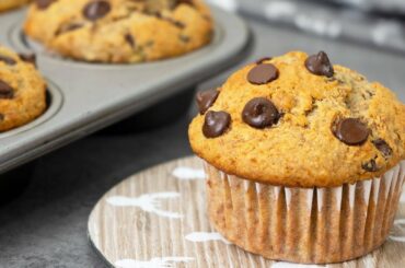 Healthy Oats Banana Muffins | No Refined Sugar or White Flour